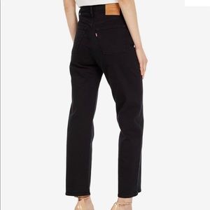 Levi's Ribcage Straight Ankle Jeans in Black Heart